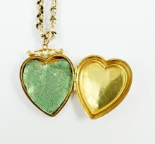 ANTIQUE GOLD LOCKET ON CHAIN