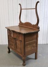 ANTIQUE WASHSTAND