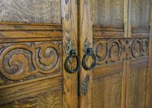 OAK WARDROBE