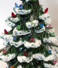 VINTAGE CERAMIC CHRISTMAS TREE