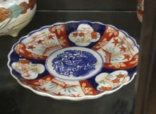 FOUR PIECES OF JAPANESE PORCELAIN