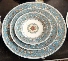 WEDGWOOD "FLORENTINE" DINNERWARE