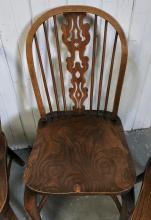 SET OF FOUR WINDSOR CHAIRS
