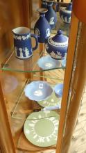 SEVEN PIECES OF WEDGWOOD JASPERWARE