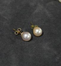 PEARL NECKLACE & EARRING SUITE