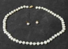 PEARL NECKLACE & EARRING SUITE