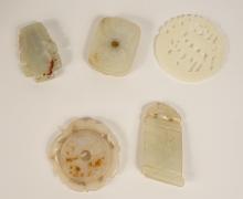 5 CHINESE CARVED JADE PENDANTS