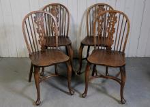 SET OF FOUR WINDSOR CHAIRS