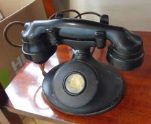 WOOD CASE RADIO AND OLD TELEPHONE