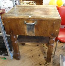 VINTAGE BUTCHER BLOCK