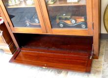 VINTAGE MAHOGANY BOOKCASE