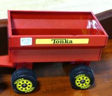 TONKA TRACTOR AND TRAILER