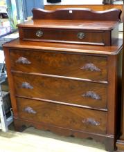 19TH CENTURY CHEST OF DRAWERS