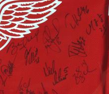 AUTOGRAPHED 2002 DETROIT RED WINGS JERSEY