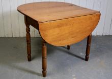 ANTIQUE DROP-LEAF TABLE