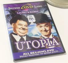 "LAUREL AND HARDY" CERAMIC SCULPTURES AND DVD