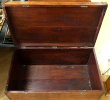 ANTIQUE OAK STORAGE TRUNK