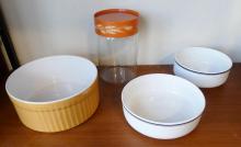 NINE MCM KITCHEN ITEMS