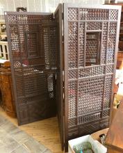 ANTIQUE FLOOR SCREEN