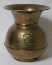 SPITTOON