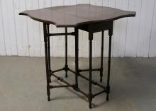 GATE-LEG TABLE