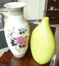 BOX LOT OF VASES