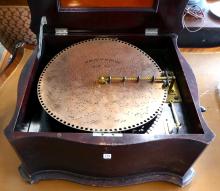 REGINA DISC MUSIC BOX