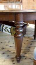 VICTORIAN DINING TABLE