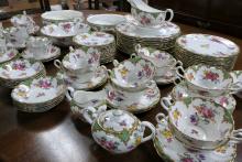 AYNSLEY DINNER SET