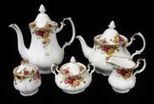"OLD COUNTRY ROSES" TEA  AND COFFEE SERVICE