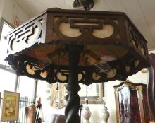 ANTIQUE "BARLEY-TWIST" TABLE LAMP