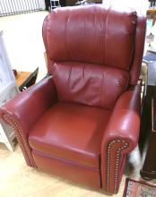 LEATHER ELECTRIC LIFT CHAIR