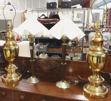 TWO PAIRS OF TABLE LAMPS