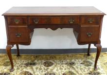 QUEEN ANNE STYLE DRESSING TABLE