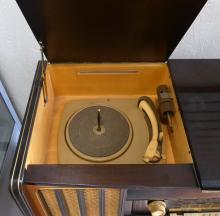 GRUNDIG-MAJESTIC STEREO