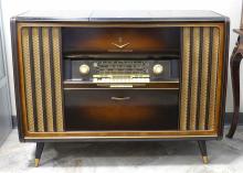 GRUNDIG-MAJESTIC STEREO
