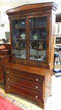 VICTORIAN SECRETARY CABINET