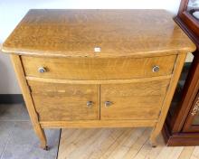 ANTIQUE OAK WASHSTAND