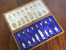 CHESS SET