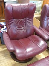 LADIES' AND GENTLEMEN'S STRESSLESS CHAIR SET