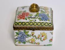 SAMSON PORCELAIN BOX