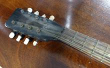 VINTAGE MANDOLIN