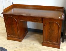 VICTORIAN DESK