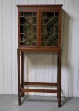 COLLECTOR'S CABINET