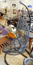 RETRO HANGING BASKET CHAIR