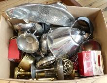 BOX LOT OF METAL WARE