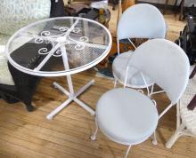 THREE-PIECE HAUSER DINETTE SET