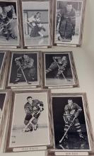 TWENTY 1964-67 BEEHIVE HOCKEY PHOTO CARDS