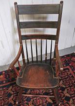 ANTIQUE ROCKING CHAIR