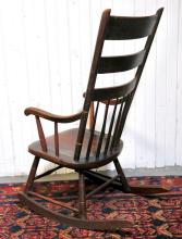 ANTIQUE ROCKING CHAIR